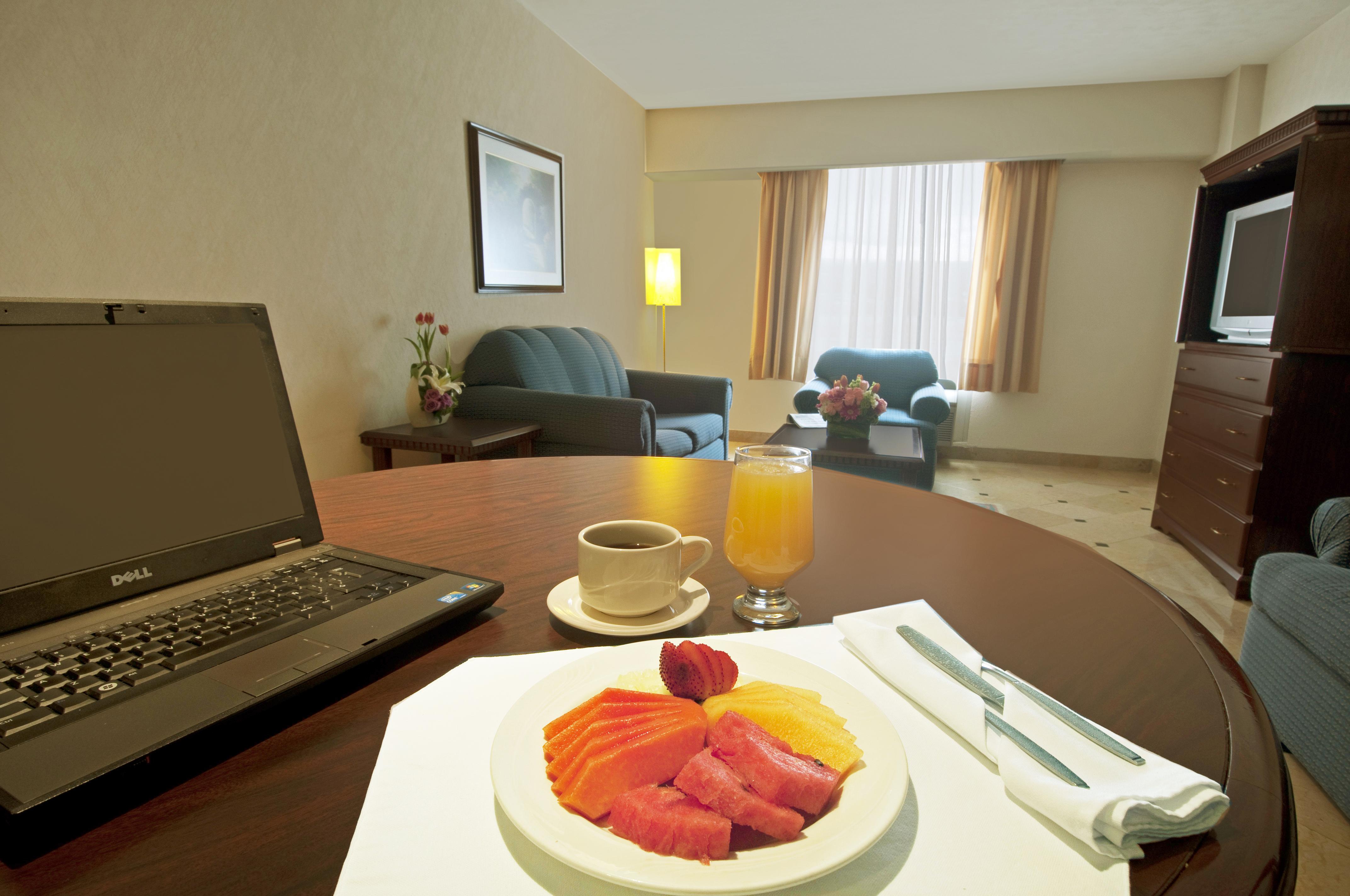 Fiesta Inn Toluca Tollocan Quarto foto